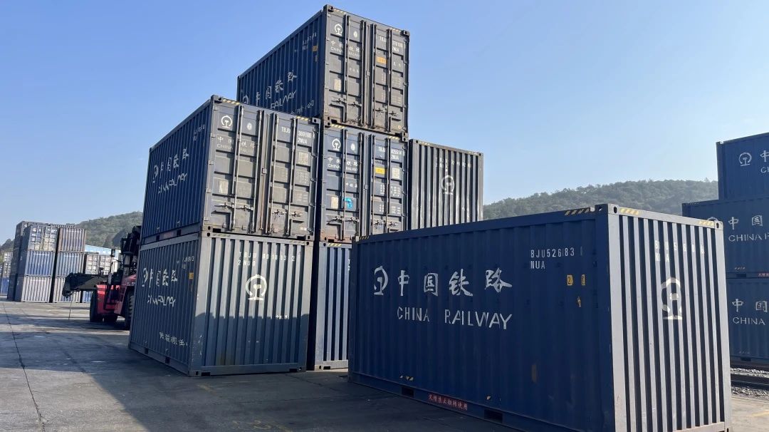 1709744017910879.jpg 6b767500639903af23a34fba31308be2.jpg